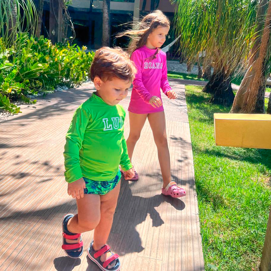 Camisa UV Verde Personalizada - De 0 a 16 Anos