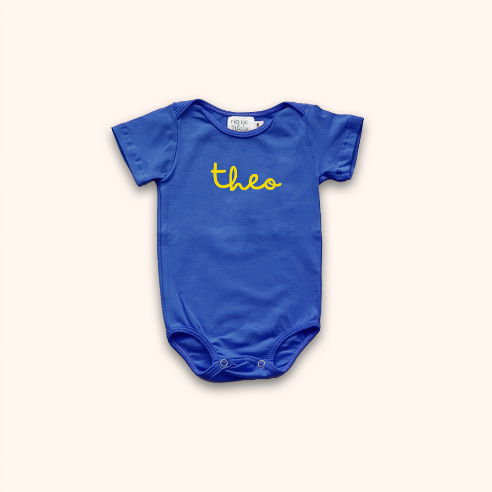 Conjunto de Bebê Personalizado | Jardineira Amarela + Body Azul