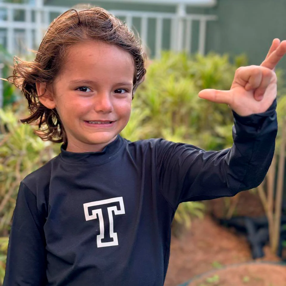 Camisa UV Preta INICIAL - Baby a 16 anos