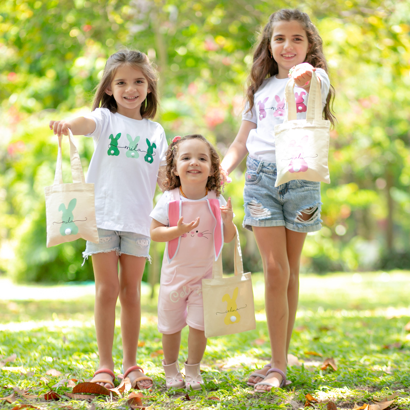 Jardineira Rosa Personalizada - Coelho Bunny com Nome