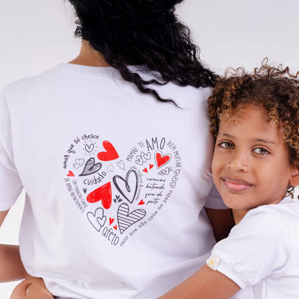 Camisa Feminina Personalizada - Coração | Dia das Mães
