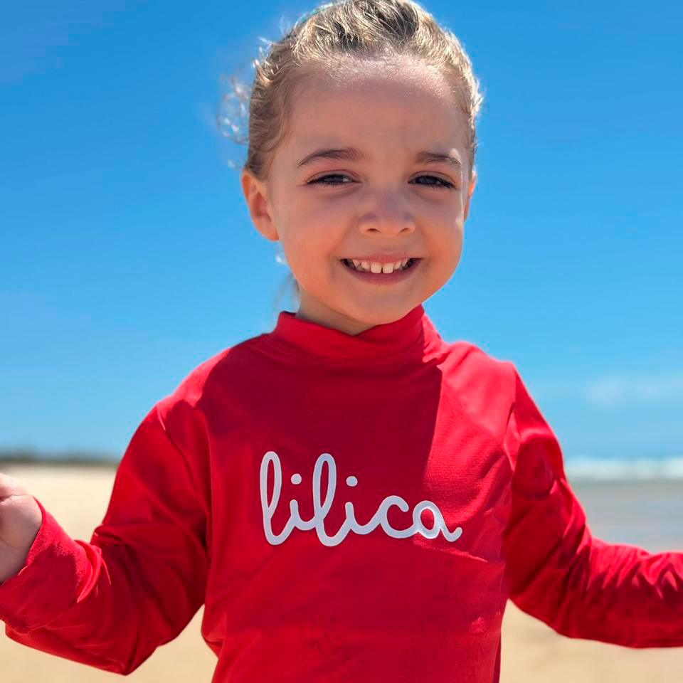 Camisa UV Vermelha Personalizada - De 0 a 16 Anos