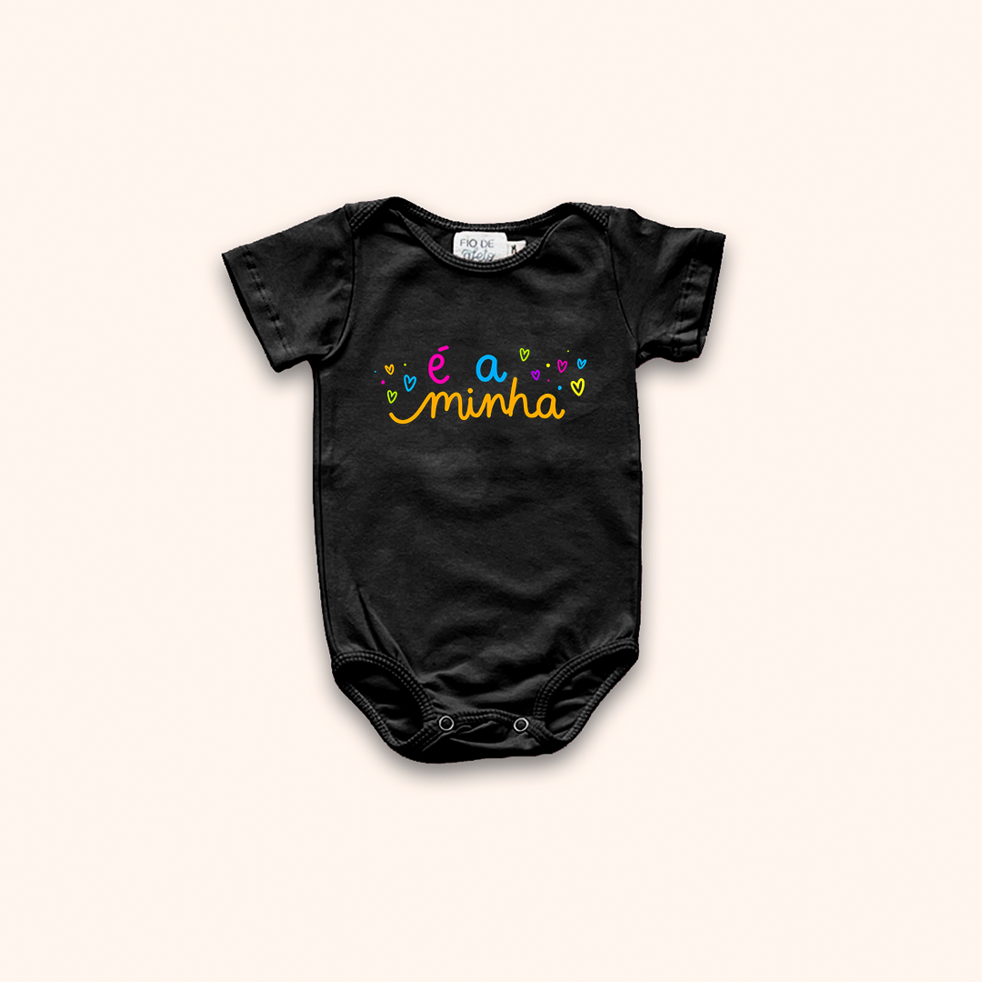 Body Bebê "É a Minha" - (Camisa) A Melhor Mãe/Vovó do Mundo